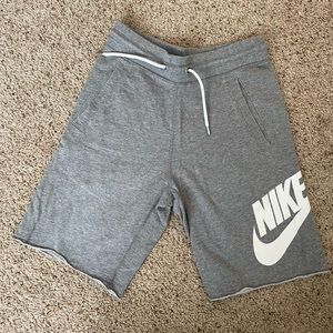 Nike Mens Sportswear X-Small Shorts